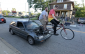 Youtuber tự chế 'Ô tô đạp' để... tập thể dục trên đường đi ăn